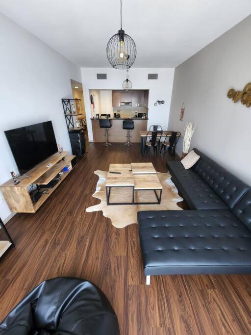 Cozy 1Br In Iconic Tower Apartamento Abu Dhabi Exterior foto