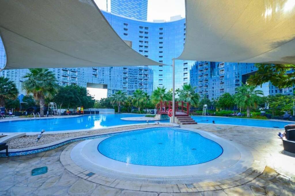 Cozy 1Br In Iconic Tower Apartamento Abu Dhabi Exterior foto