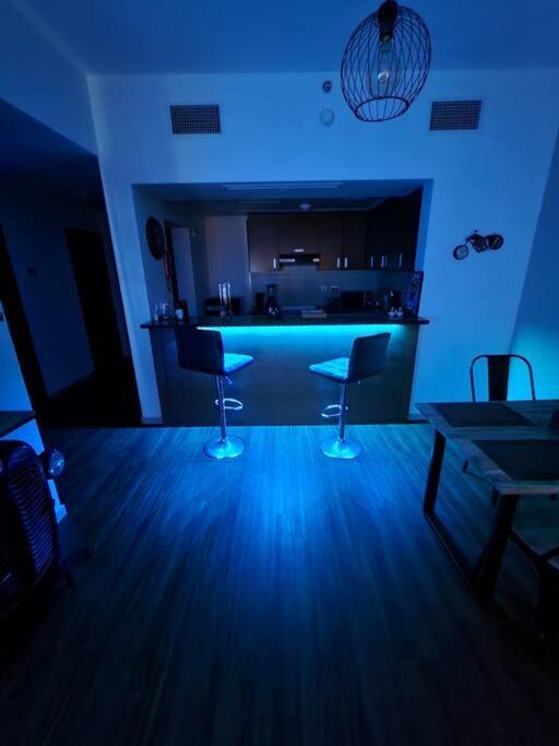 Cozy 1Br In Iconic Tower Apartamento Abu Dhabi Exterior foto